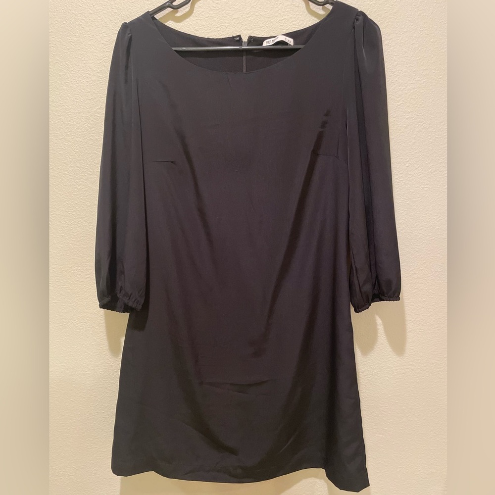 Old Navy |   Little black dress